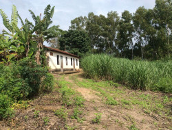 SITIO 10,5 HA  A 15KM DE PARÁ DE MINAS PERTO DOS PENHAS