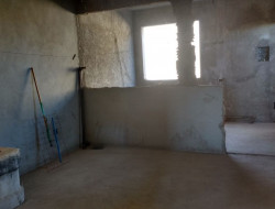 PRÉDIO COM 02 LOJAS E 01 APARTAMENTO E ÁREA DE COBERTURA