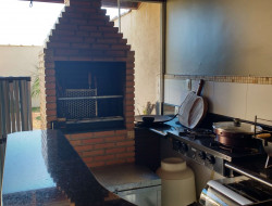 CASA DE ALTO PADRÃO COM PISCINA NO BAIRRO DONA TUNICA