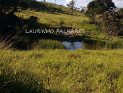 FAZENDA A 7KM DE PARÁ DE MINAS