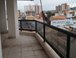 APARTAMENTO RUA BENEDITO VALADARES / PARÁ DE MINAS