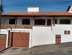 VENDO  DUAS CASAS E 01 LOTE BAIRRO SÃO JOSÉ