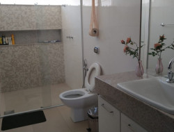 VENDO  DUAS CASAS E 01 LOTE BAIRRO SÃO JOSÉ