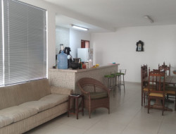 VENDO  DUAS CASAS E 01 LOTE BAIRRO SÃO JOSÉ