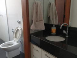 VENDO  DUAS CASAS E 01 LOTE BAIRRO SÃO JOSÉ