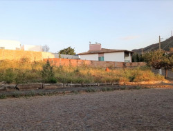 DOIS LOTES DE ESQUINA JUNTOS / BAIRRO SÃO JOSÉ