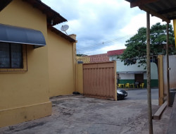 IMÓVEL COMERCIAL E DE ESQUINA NA RUA MELO GUIMARÃES