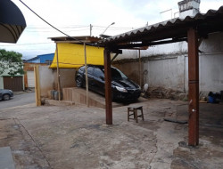 IMÓVEL COMERCIAL E DE ESQUINA NA RUA MELO GUIMARÃES