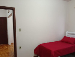 IMÓVEL COMERCIAL E DE ESQUINA NA RUA MELO GUIMARÃES