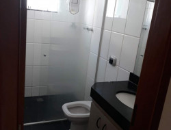 VENDE-SE DUAS MORADIAS NO BAIRRO JARDIM DAS PITEIRAS