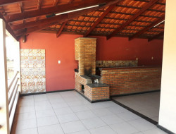 VENDE-SE DUAS MORADIAS NO BAIRRO JARDIM DAS PITEIRAS
