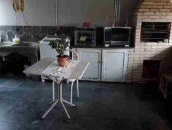 CASA EM ÁREA COMERCIAL , CENTRO  DE PARÁ DE MINAS