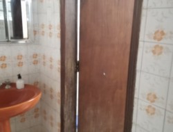 CASA EM ÁREA COMERCIAL , CENTRO  DE PARÁ DE MINAS