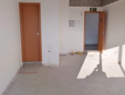 SALA NO EDIFÍCIO DIAMOND