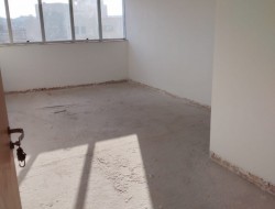 SALA NO EDIFÍCIO DIAMOND