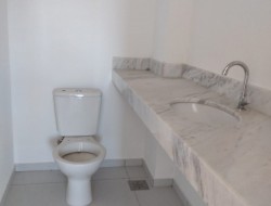 SALA NO EDIFÍCIO DIAMOND