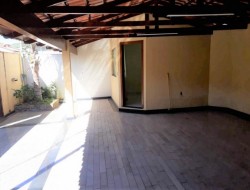VENDE-SE DUAS MORADIAS NO BAIRRO JARDIM DAS PITEIRAS