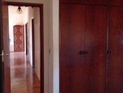 CASA DE ESQUINA PRÓXIMO AO CENTRO