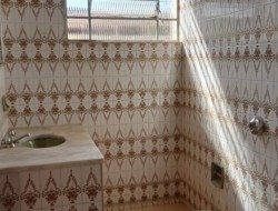 CASA DE ESQUINA PRÓXIMO AO CENTRO