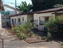 CASA DE ESQUINA PRÓXIMO AO CENTRO