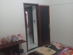CASA EM GAMELEIRA/FLORESTAL