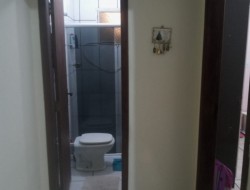 CASA EM GAMELEIRA/FLORESTAL