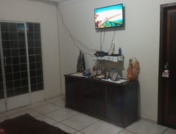 CASA EM GAMELEIRA/FLORESTAL