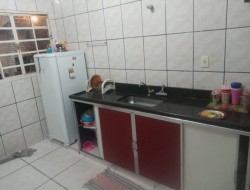 CASA EM GAMELEIRA/FLORESTAL