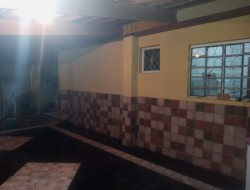CASA EM GAMELEIRA/FLORESTAL