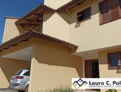 CASA  LOCALIZADA NO BAIRRO SÃO JOSÉ / PARÁ DE MINAS