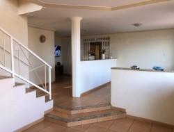 CASA NO BAIRRO SENADOR VALADARES