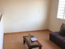 CASA NO BAIRRO SENADOR VALADARES