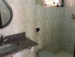 CASA NO BAIRRO SENADOR VALADARES