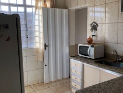 CASA NO BAIRRO SENADOR VALADARES