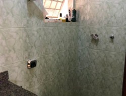 CASA NO BAIRRO SENADOR VALADARES