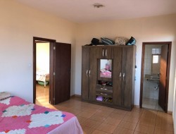 CASA NO BAIRRO SENADOR VALADARES