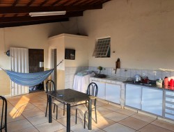 CASA NO BAIRRO SENADOR VALADARES