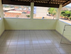 CASA NO BAIRRO ELDORADO
