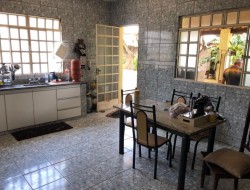 CASA NO BAIRRO ELDORADO