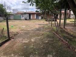 CASA COM 2 LOTES NO BAIRRO PROVIDÊNCIA