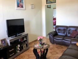 CASA NO BAIRRO VILA FERREIRA