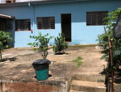 CASA NO BAIRRO VILA FERREIRA