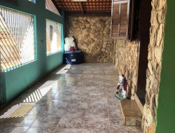 CASA NO BAIRRO VILA FERREIRA