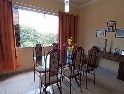 CASA NO BAIRRO ESPLANADA