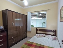 CASA NO BAIRRO ESPLANADA