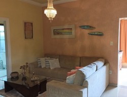 CASA NO BAIRRO ESPLANADA