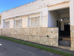 CASA NO BAIRRO N.SRA DAS GRAÇAS
