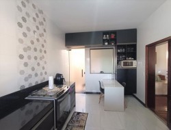 CASA NO BAIRRO RAQUEL