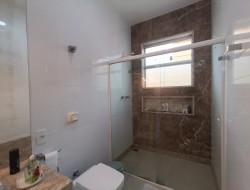 CASA NO BAIRRO RAQUEL