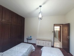 CASA NO BAIRRO RAQUEL